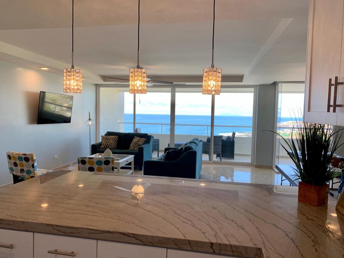 Beachfront Condo W Pools Steps To Beach & Mins To Dt Rosarito Eksteriør billede